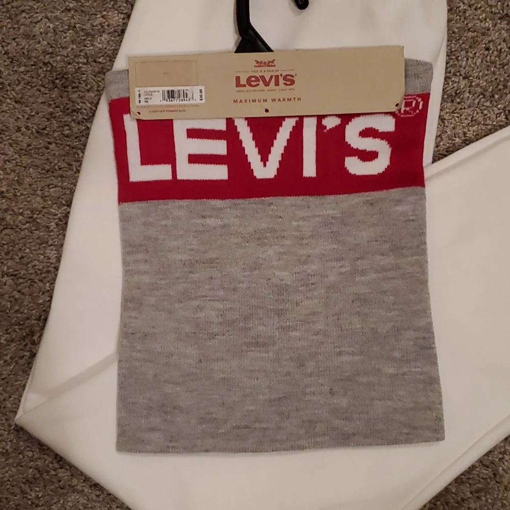 Levi's Neck Warmer πHost Pick π - Picture 2 of 4